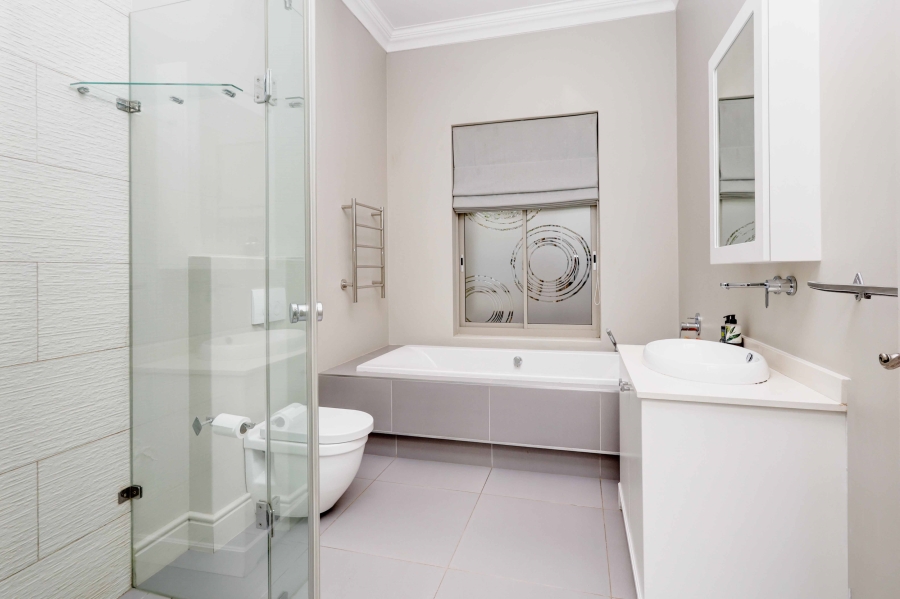 4 Bedroom Property for Sale in Val De Vie Estate Western Cape